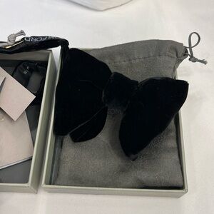 NWT TOM FORD BLACK BELVET BOW TIE